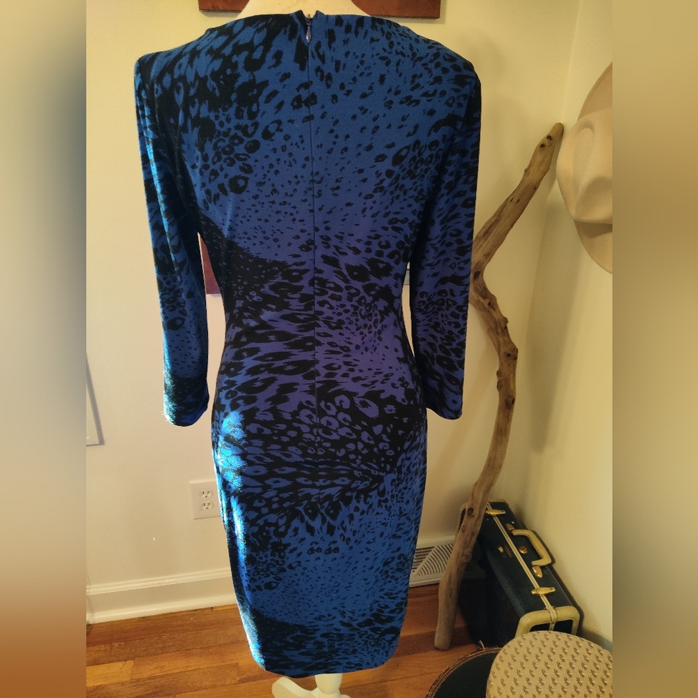 Cache Bodycon Longsleeve Dress - Picture 2 of 4
